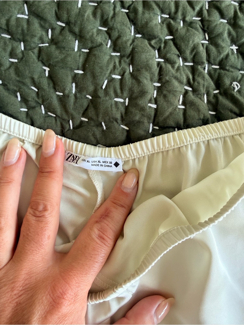 Zara Satin Elastic-Waist Shorts in Ivory - Picture 4 of 4
